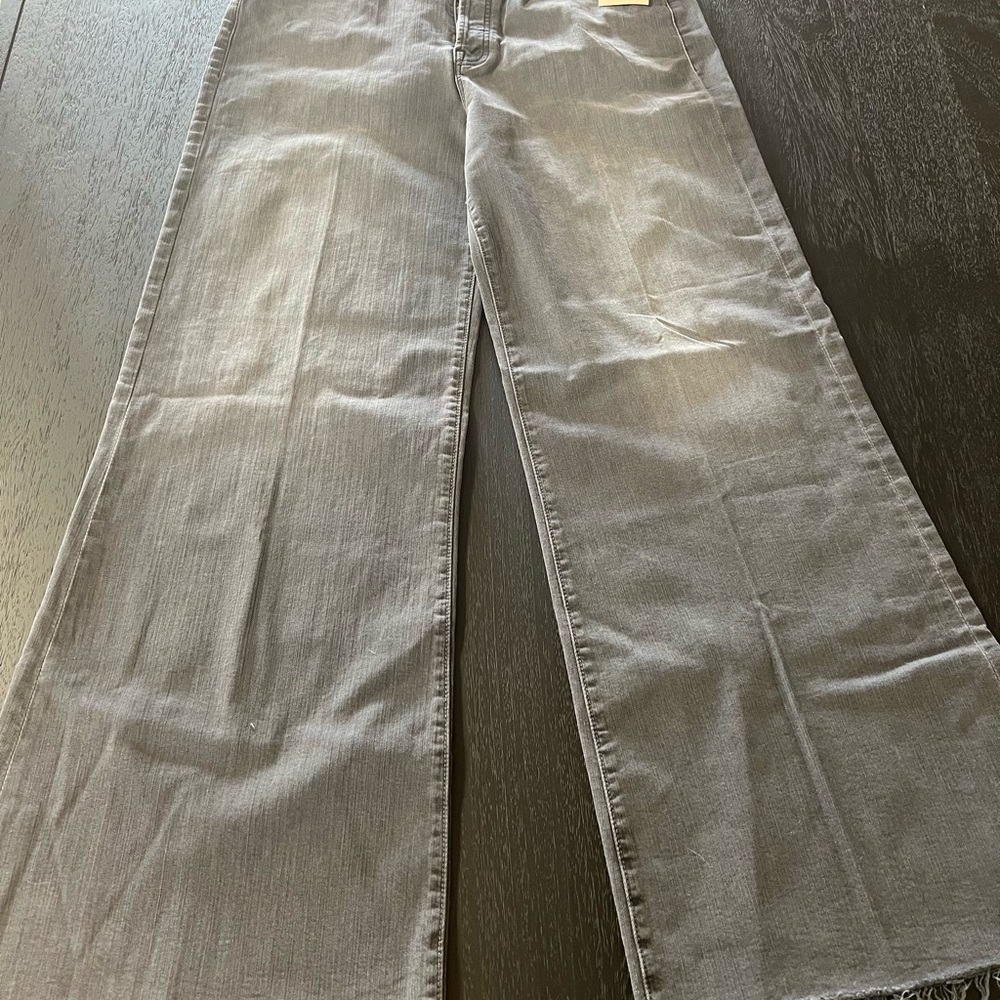 MOTHER- Tomcat Roller High Rise Fray Hem Jeans in Dancing In The Moonlight - Picture 6 of 7